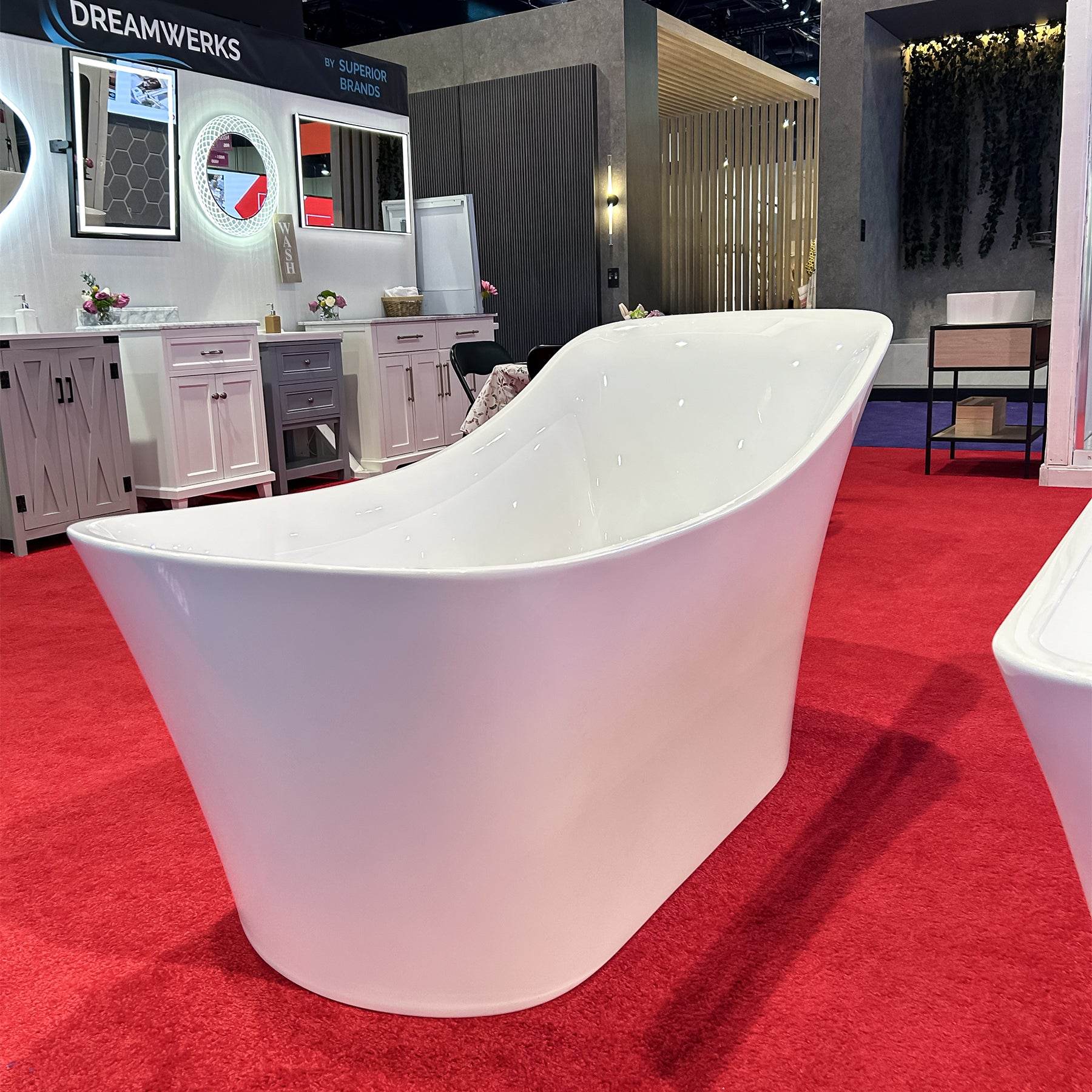 Dreamwerks 66.9" Acrylic Curved Flatbottom Bathtub in Glossy White - Dreamwerks